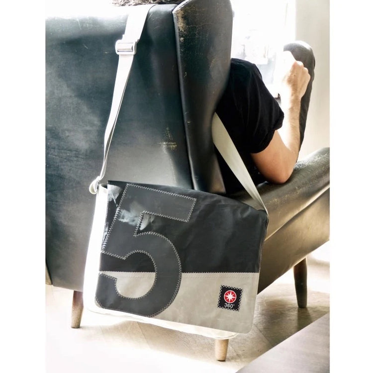 Laptoptasche bei HOLE-X