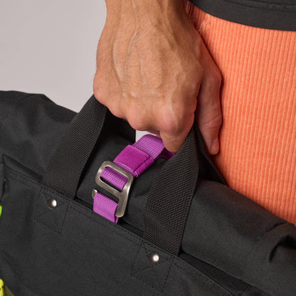 Billybelt - Roll-Top Rucksack aus 100% recyceltem Polyester - Khaki und Schwarz - stabiler Griff und Verschluss-HOLE-X