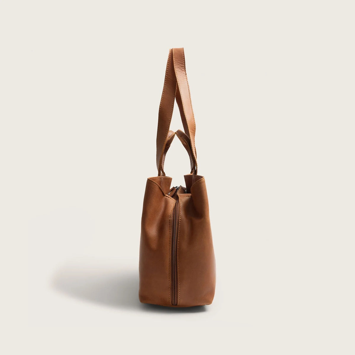 The Chesterfield Brand Gail Ledershopper in Cognac aus Wax Pull Up Leder