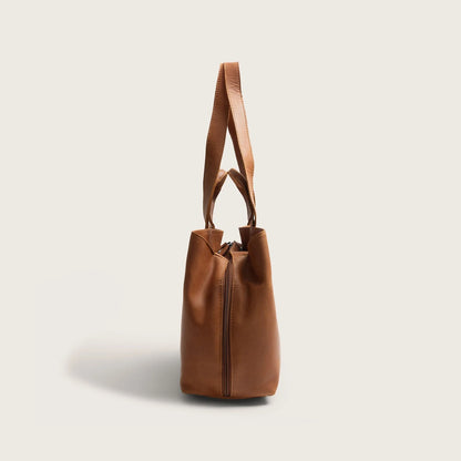 The Chesterfield Brand Gail Ledershopper in Cognac aus Wax Pull Up Leder