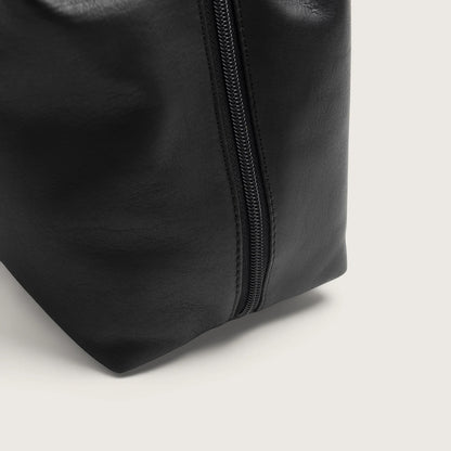 The Chesterfield Brand Gail Ledershopper in Schwarz aus Wax Pull Up Leder
