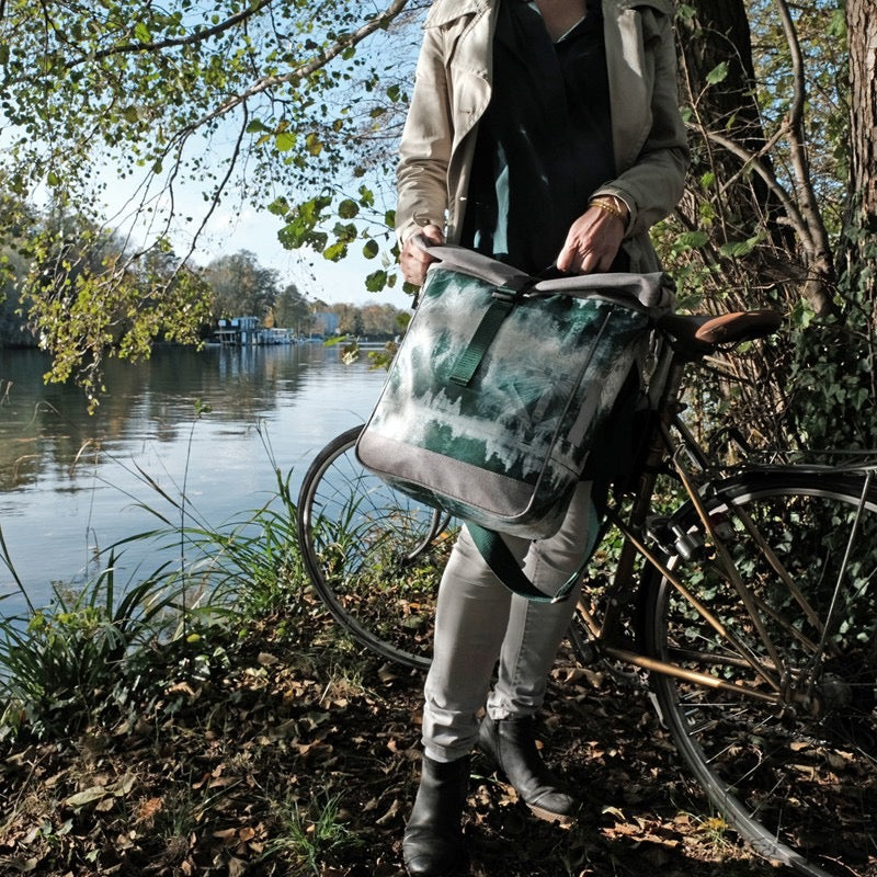 IKURI Fahrradtasche Pinos – einseitig, wasserdicht, 13–21 l, Klickfix, handgefertigt