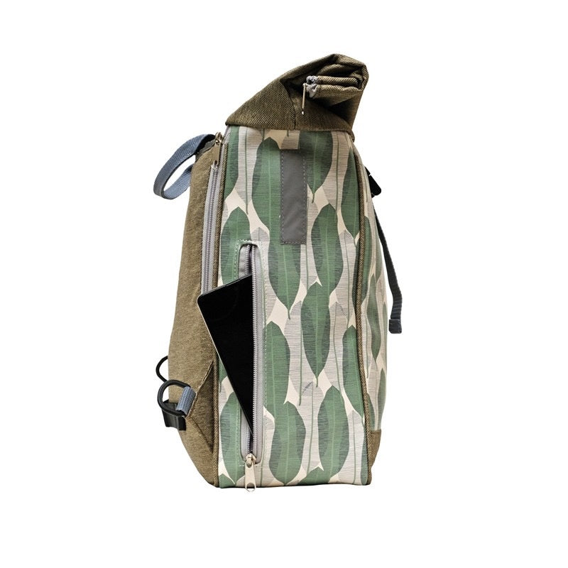 IKURI Kombi Fahrradtasche Rucksack Banana Leafs – wasserdicht, 13–21 l, Klickfix, handgefertigt