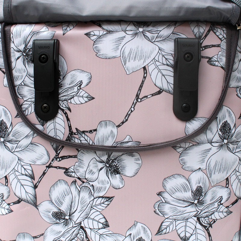 IKURI Fahrradtasche Magnolia – einseitig, wasserdicht, 13–21 l, Klickfix, handgefertigt
