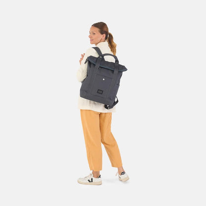 Weathergoods Sweden Fahrradtasche Rucksack CITY BIKEPACK XL BLAU - als Rucksack getragen - HOLE-X