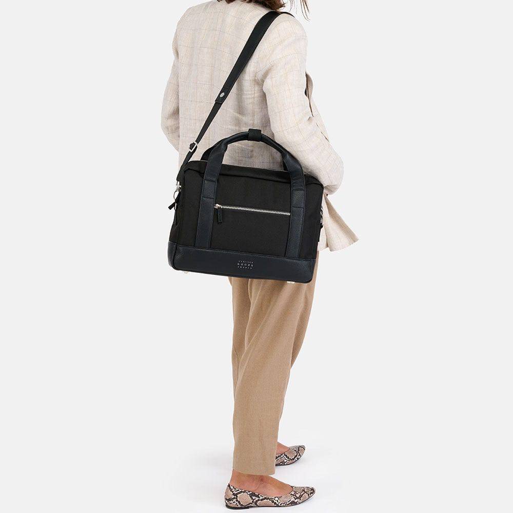 Weathergoods Sweden Fahrradtasche Aktentasche Urban BRIEFCASE Schwarz mit Befestigungs-Set - HOLE-X