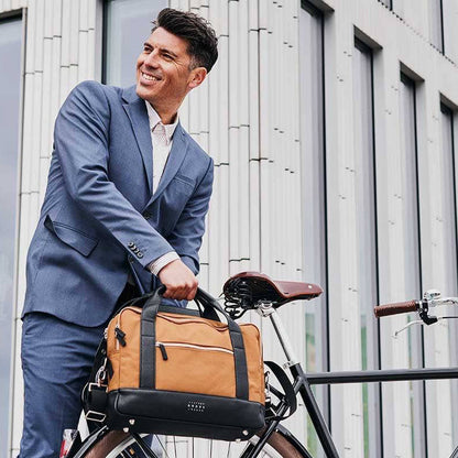 Weathergoods Sweden Fahrradtasche Aktentasche Urban BRIEFCASE Toffee mit Befestigungs-Set - HOLE-X