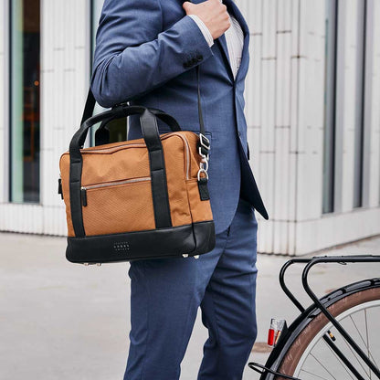 Weathergoods Sweden Fahrradtasche Aktentasche Urban BRIEFCASE Toffee mit Befestigungs-Set - HOLE-X