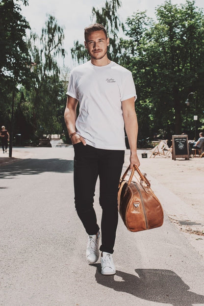 Ledertasche William im Einsatz als Sport- oder Wochenendtasche