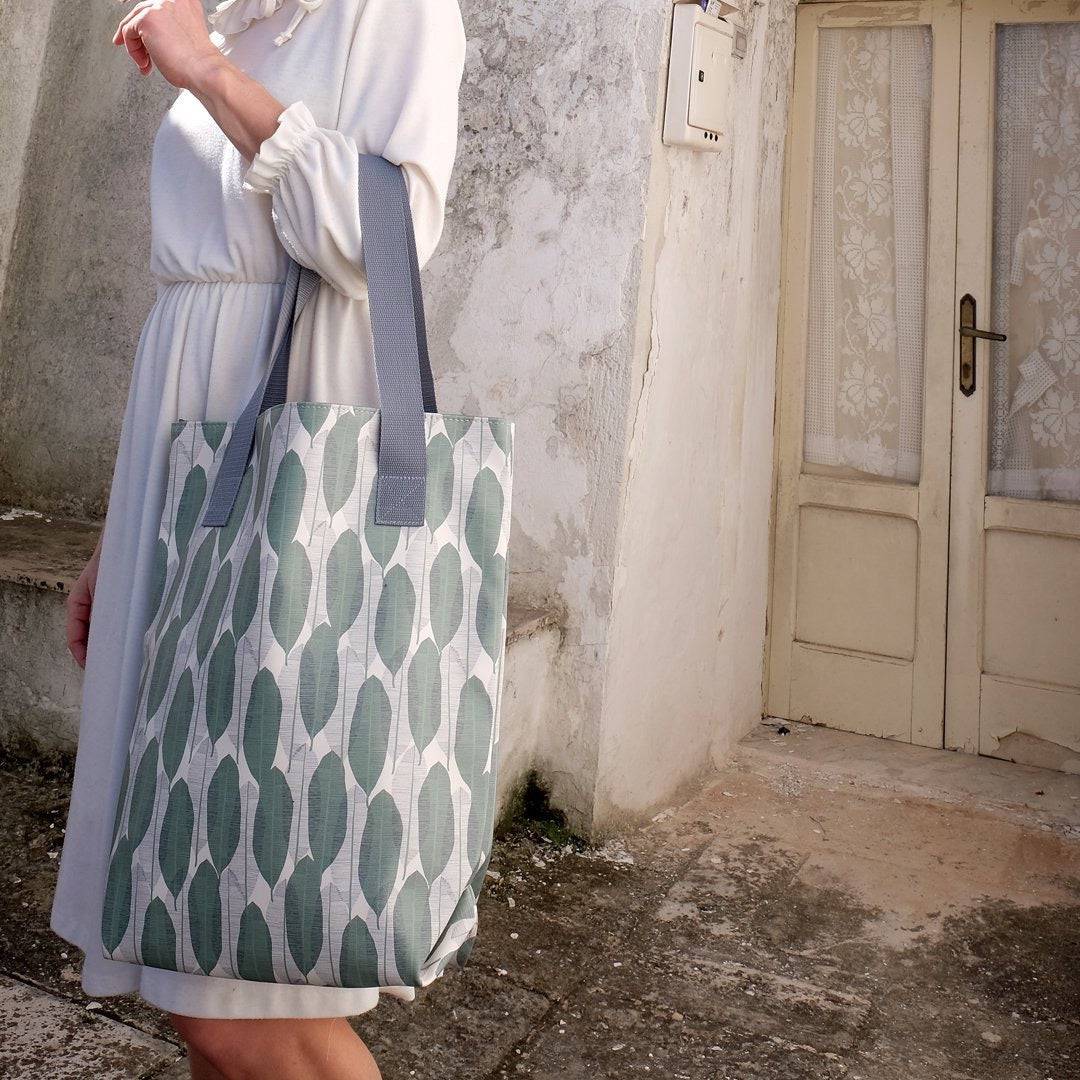 IKURI Shopper Banana leafs - HOLE-X-WORLD