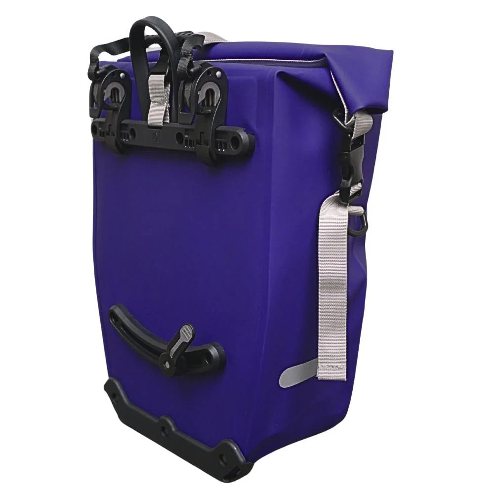 Bomence Pioneer Fahrradtasche lila 25L Seitenansicht