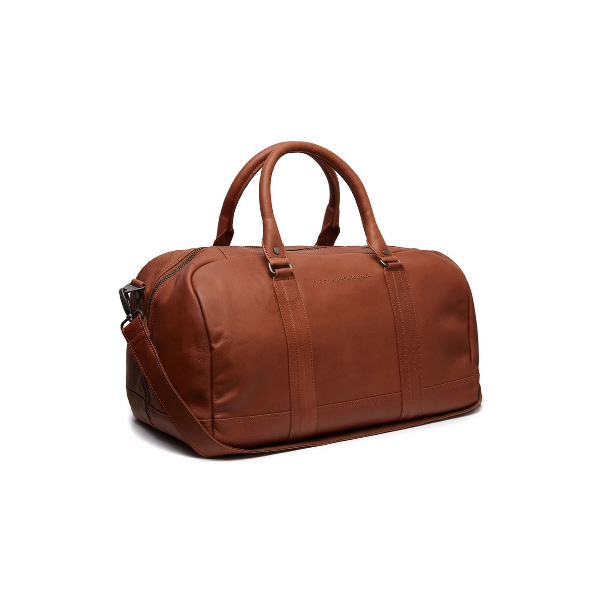 The Chesterfield Brand Weekender Perth Cognac – Frontansicht schräg, Wax Pull Up Leder, runde Tragegriffe