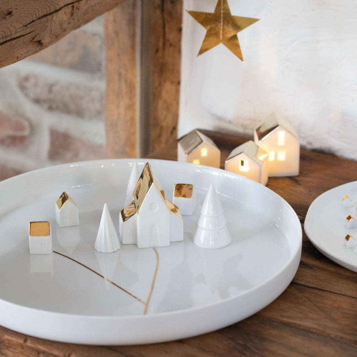 PORZELLANGESCHICHTEN. SCHALE "DÖRFCHEN" von räder Design