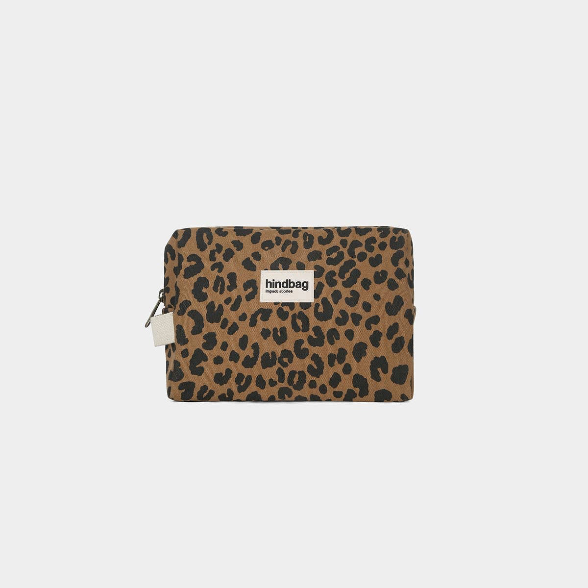Léon Kulturbeutel von Hindbag im Leoparden-Print Zimt – Wochenendformat 2,8L aus GOTS Bio-Baumwolle, handgefertigtes Innenfutter