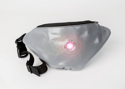 HOLE-X YANKEE – Die smarte, leuchtende Bauchtasche aus robuster LKW-Plane in grau! - HOLE-X-WORLD