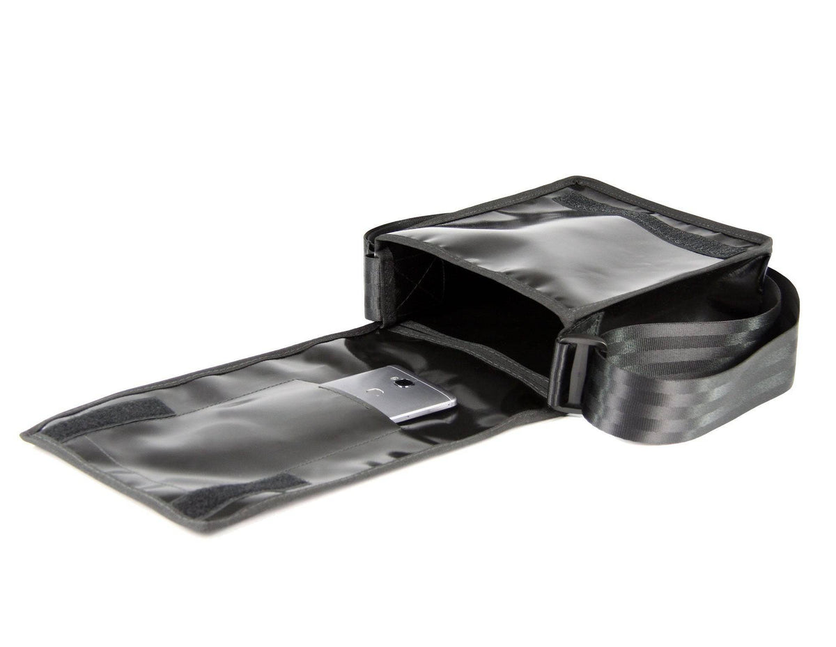 HOLE-X FOXTROTT Tasche Lkw-Plane schwarz Bringe Deine Tasche zum Leuchten mit Deinem Smartphone - HOLE-X-WORLD