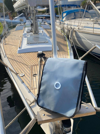 HOLE-X FOXTROTT Umhängetasche Lkw-Plane hellgrau Bringe Deine Tasche zum Leuchten mit Deinem Smartphone - HOLE-X-WORLD